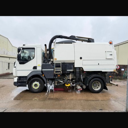 2022 Volvo FL250 - photo 5