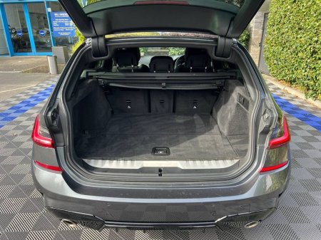 2022 BMW 3-Series - photo 14