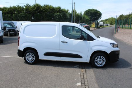 2020 Peugeot Partner - photo 9