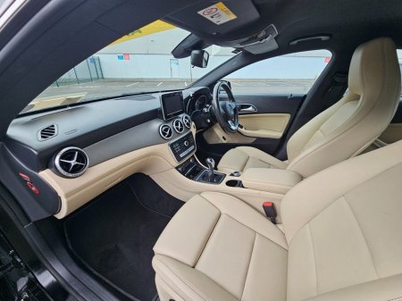 2019 Mercedes-Benz CLA - photo 16
