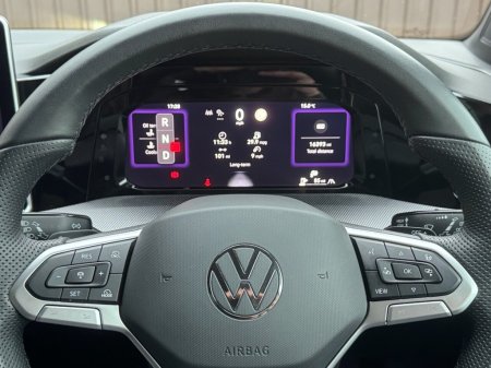 2024 Volkswagen Golf - photo 13