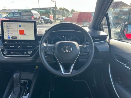 2025 Toyota Corolla - photo 9