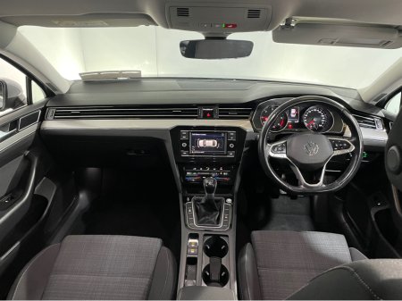 2022 Volkswagen Passat - photo 17