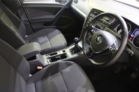 2019 Volkswagen Golf - photo 15