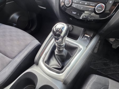 2015 Nissan Qashqai - photo 18