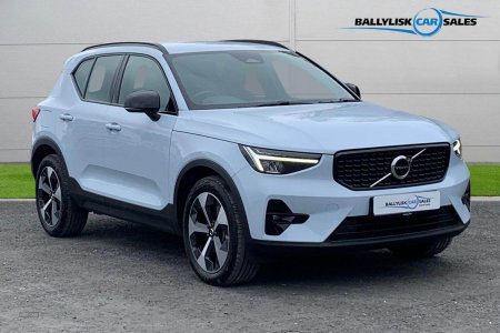 2025 Volvo XC40 2.0 B4 197PS Plus Dark Auto in Cloud Blue with 4K