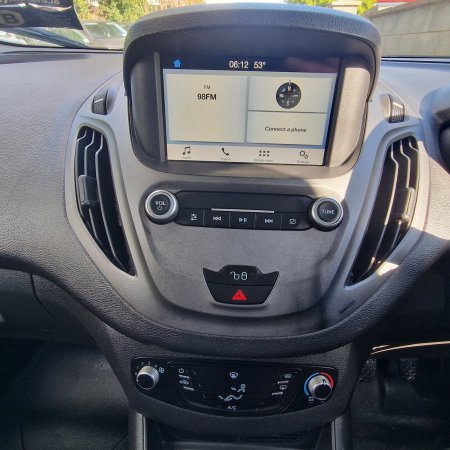 2019 Ford Courier - photo 8