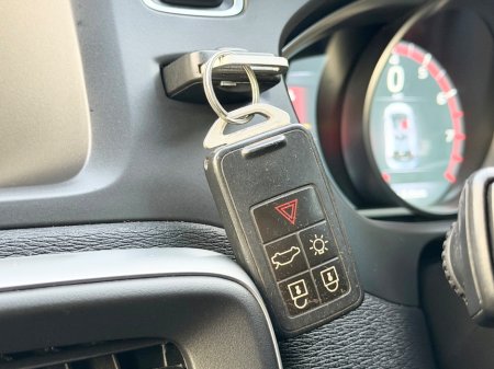 2016 Volvo V40 - photo 28