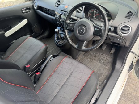 2015 Mazda Mazda2 - photo 10