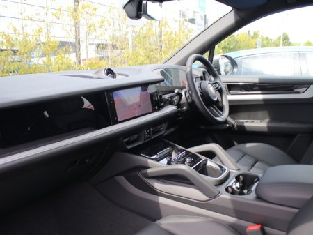 2026 Porsche Cayenne - photo 5