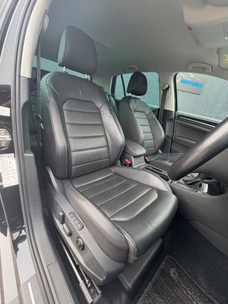 2019 Volkswagen Golf - photo 4