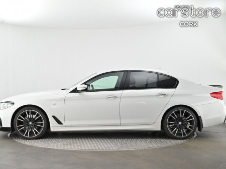 2017 BMW 5-Series - photo 6
