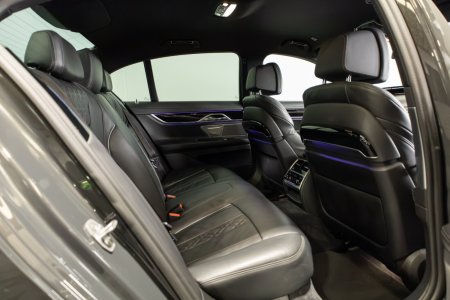 2020 BMW 7-Series - photo 12