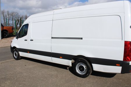 2023 Mercedes-Benz Sprinter - photo 3
