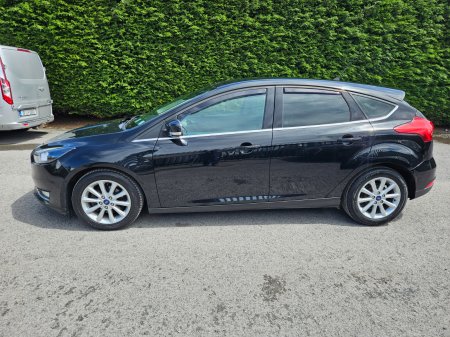 2016 Ford Focus - photo 6