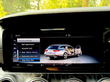2017 Mercedes-Benz E-Class - photo 30