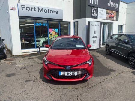 2023 Toyota Corolla - photo 2