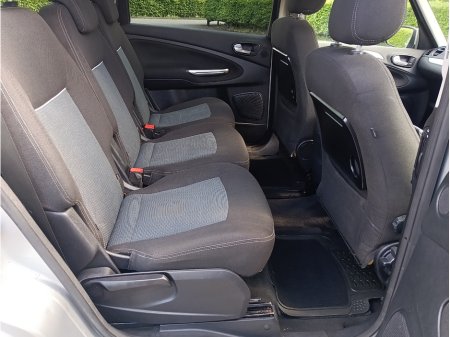 2011 Ford Galaxy - photo 10
