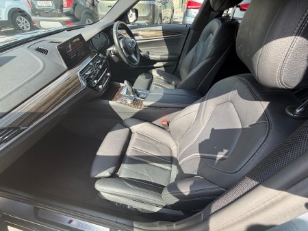 2017 BMW 5-Series - photo 28