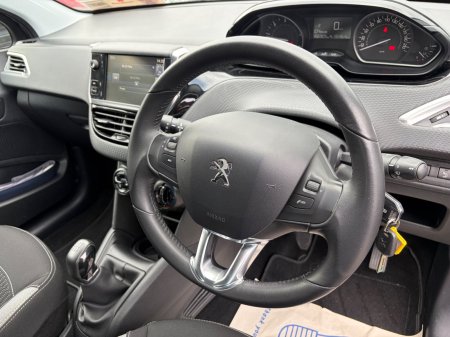 2017 Peugeot 208 - photo 8