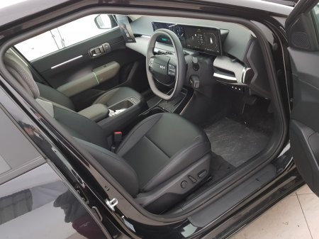 2026 Kia EV4 - photo 6