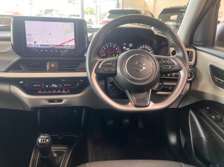 2024 Suzuki Swift - photo 3