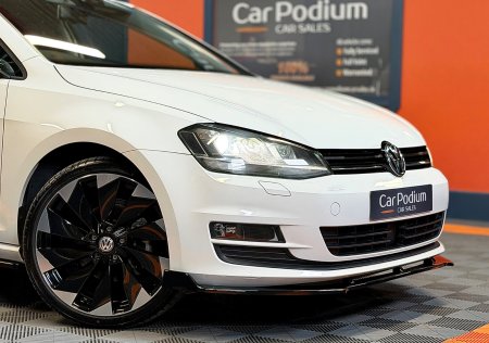 2015 Volkswagen Golf - photo 2