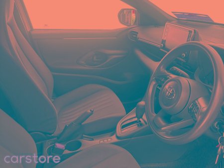 2021 Toyota Yaris - photo 9