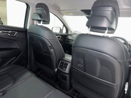 2025 Kia Sportage - photo 6