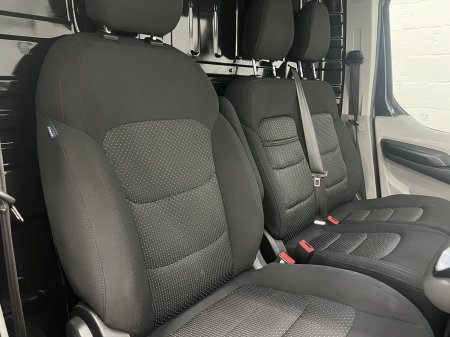 2023 Maxus DELIVER 9 - photo 9