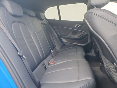 2021 BMW 1-Series - photo 11