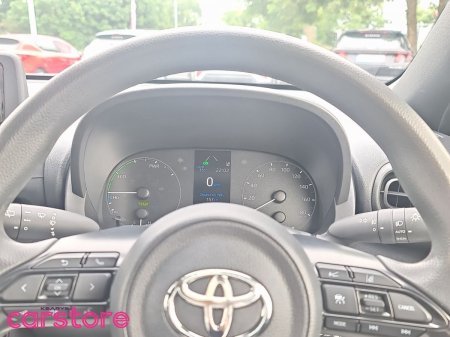 2022 Toyota Yaris - photo 21