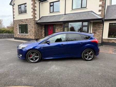 2018 Ford Focus - photo 4