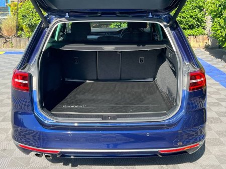 2018 Volkswagen Passat - photo 14