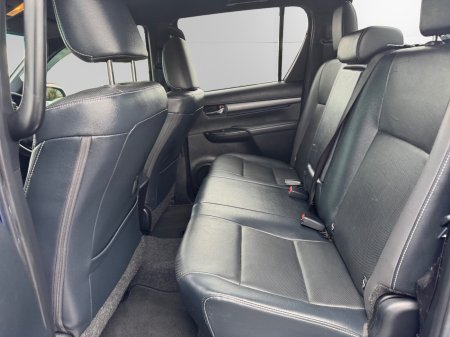2021 Toyota Hilux - photo 13