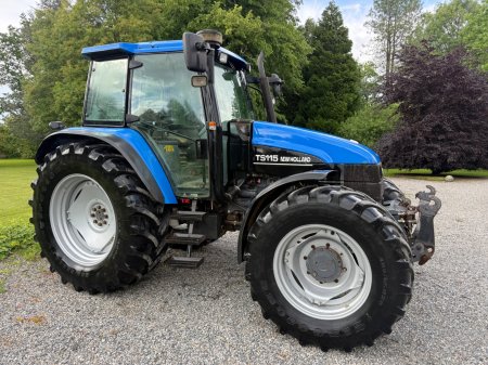2001 New Holland Ts115 - photo 4