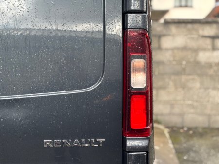 2022 Renault Trafic - photo 15