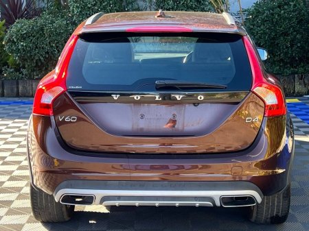 2016 Volvo V60 - photo 16
