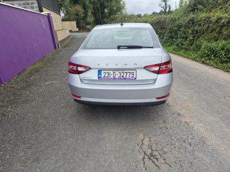 2023 Skoda Superb - photo 5