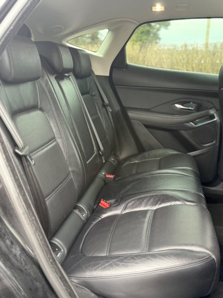 2019 Jaguar E-Pace - photo 32