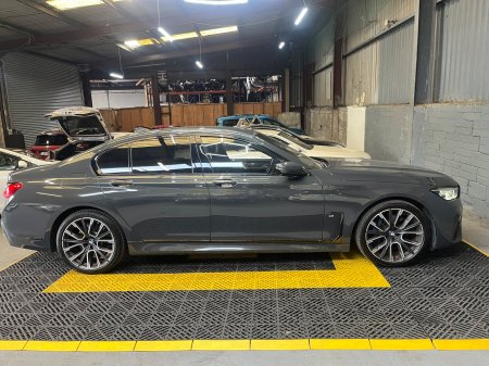 2021 BMW 7-Series - photo 7