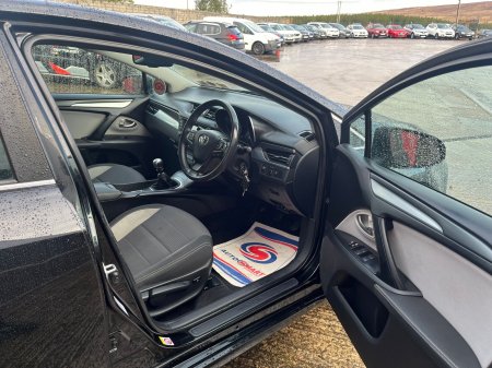 2016 Toyota Avensis - photo 12