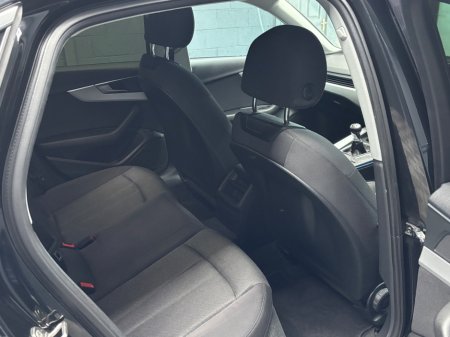 2016 Audi A4 - photo 10