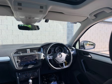 2018 Volkswagen Tiguan - photo 12
