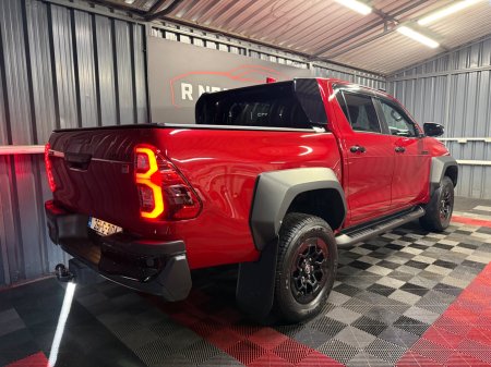 2026 Toyota Hilux - photo 3