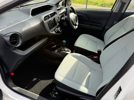 2018 Toyota Aqua - photo 7