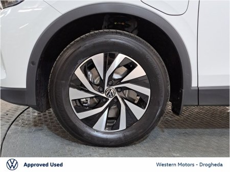 2026 Volkswagen Tiguan - photo 9