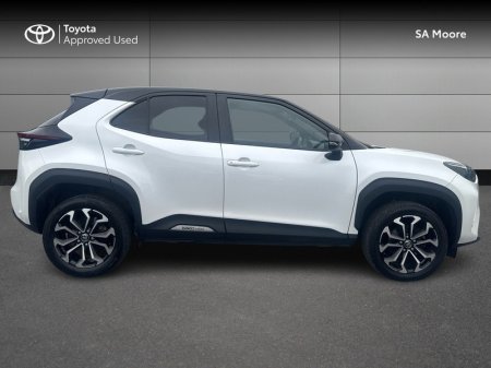 2023 Toyota Yaris Cross - photo 3