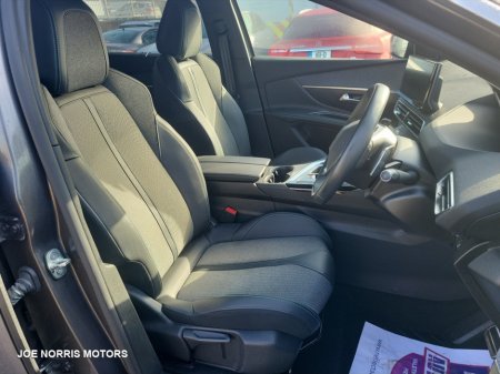 2023 Peugeot 5008 - photo 23