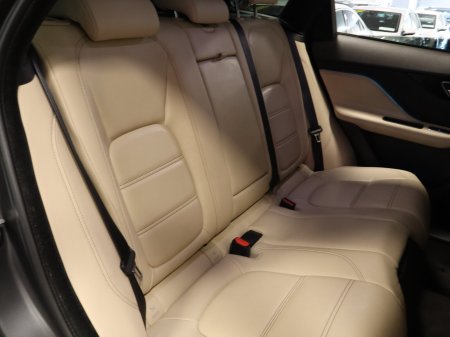 2019 Jaguar F-Pace - photo 31